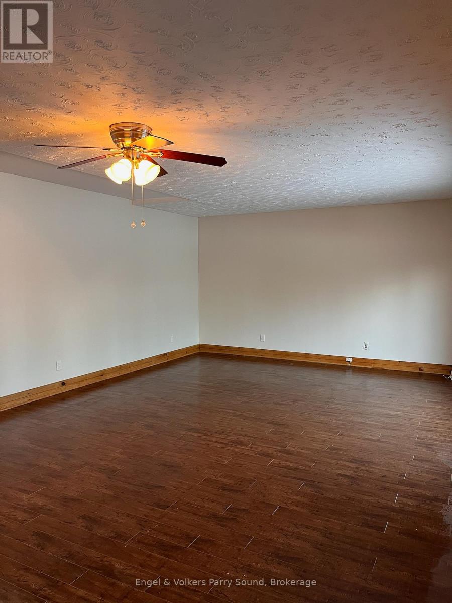 1 - 115 Church Street N, Parry Sound, Ontario  P2A 1Z7 - Photo 2 - X12961600