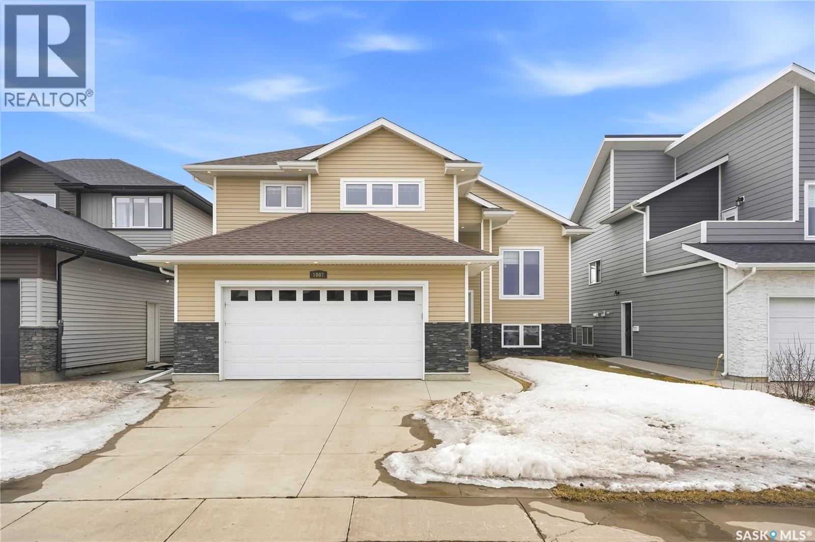 1007 Glacial Shores Common, Saskatoon, Saskatchewan  S7S 1N1 - Photo 2 - SK032311