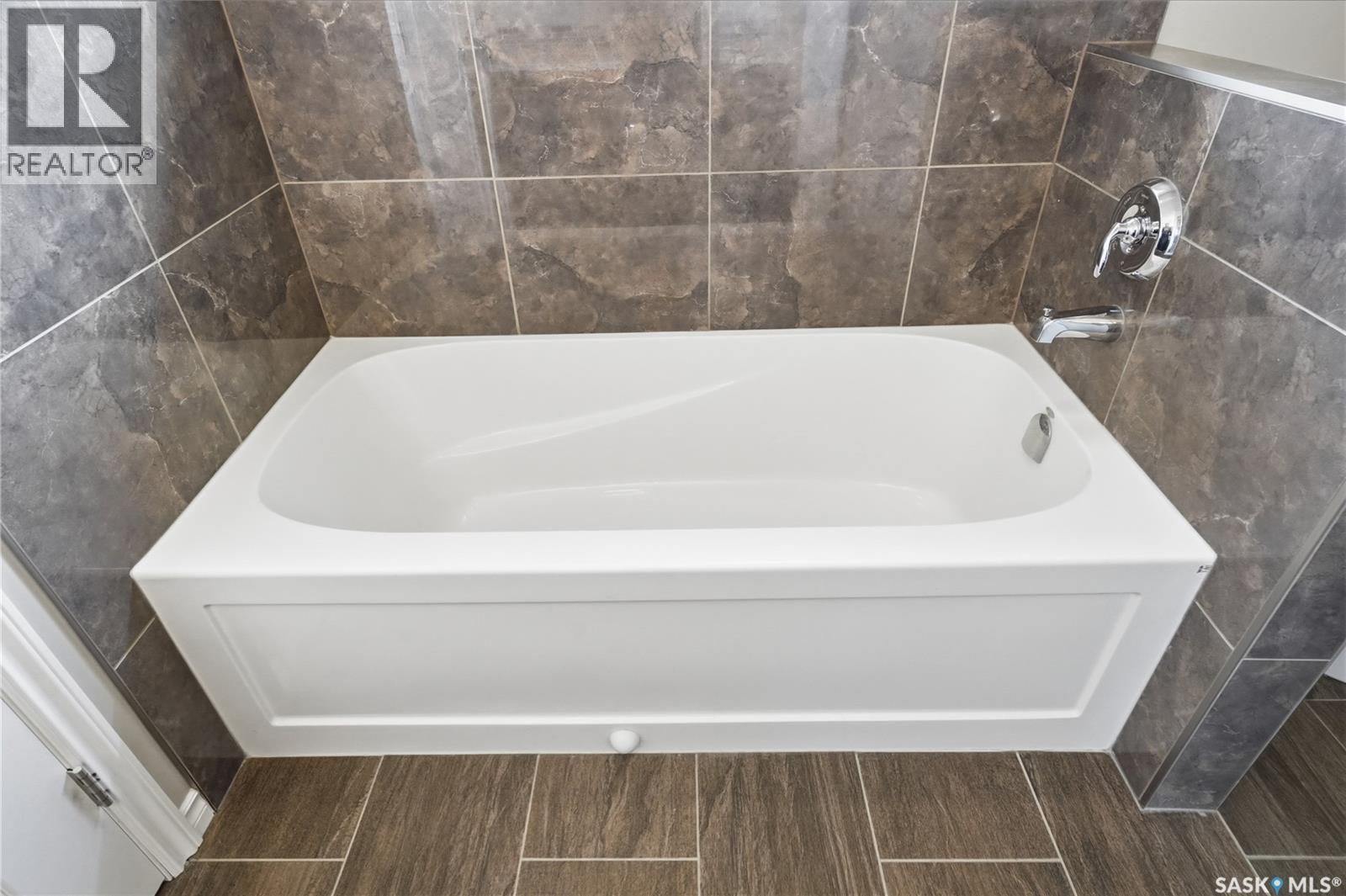 1007 Glacial Shores Common, Saskatoon, Saskatchewan  S7S 1N1 - Photo 21 - SK032311