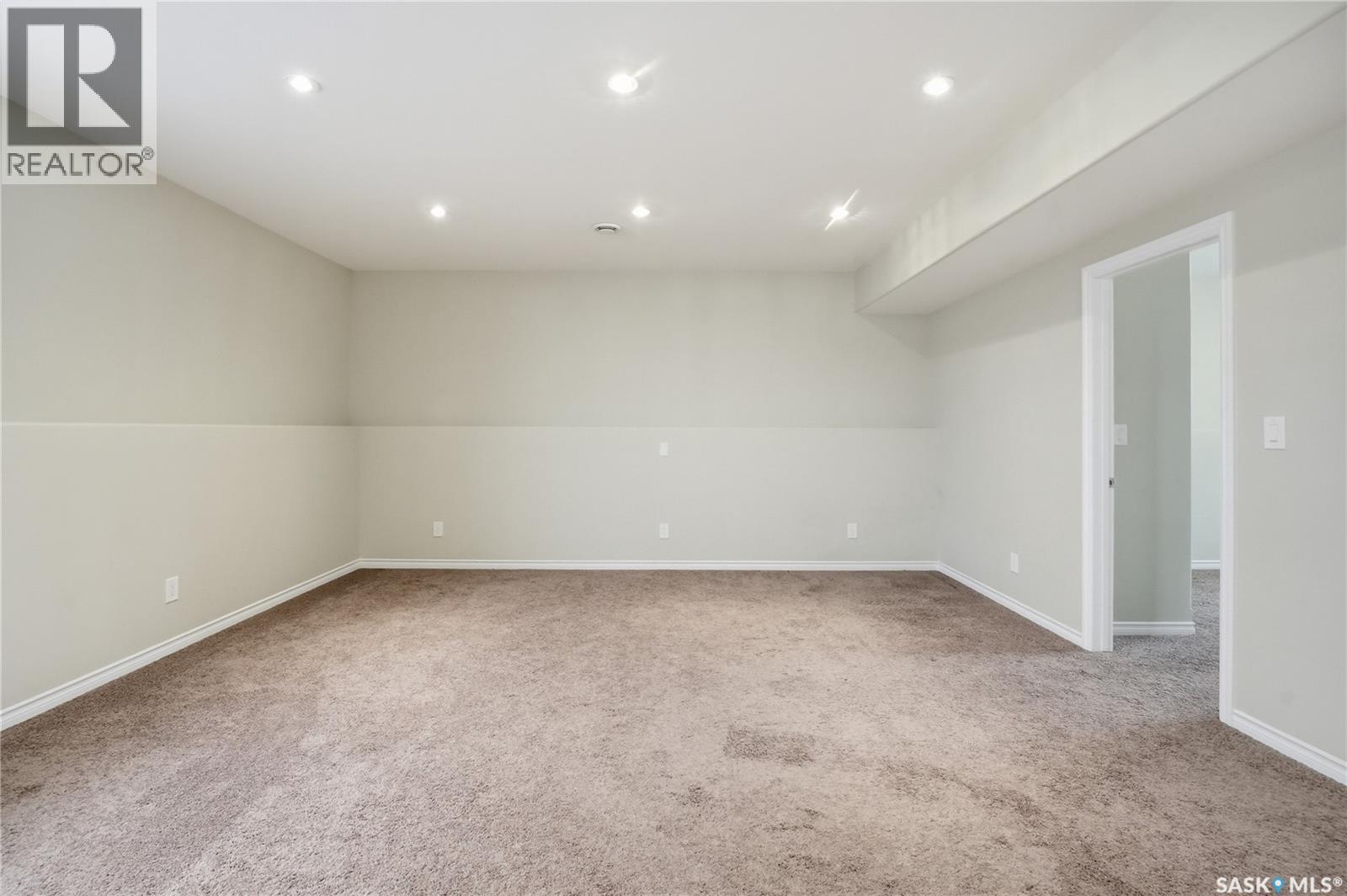 1007 Glacial Shores Common, Saskatoon, Saskatchewan  S7S 1N1 - Photo 32 - SK032311