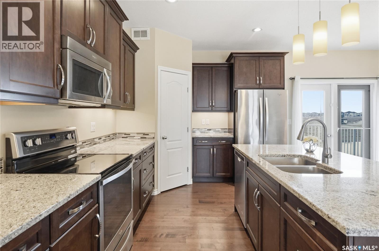 1007 Glacial Shores Common, Saskatoon, Saskatchewan  S7S 1N1 - Photo 9 - SK032311