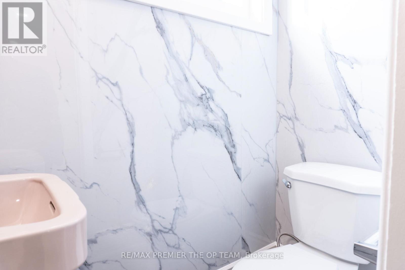 148 Martin Grove Road, Toronto, Ontario  M9B 4K9 - Photo 34 - W12951476