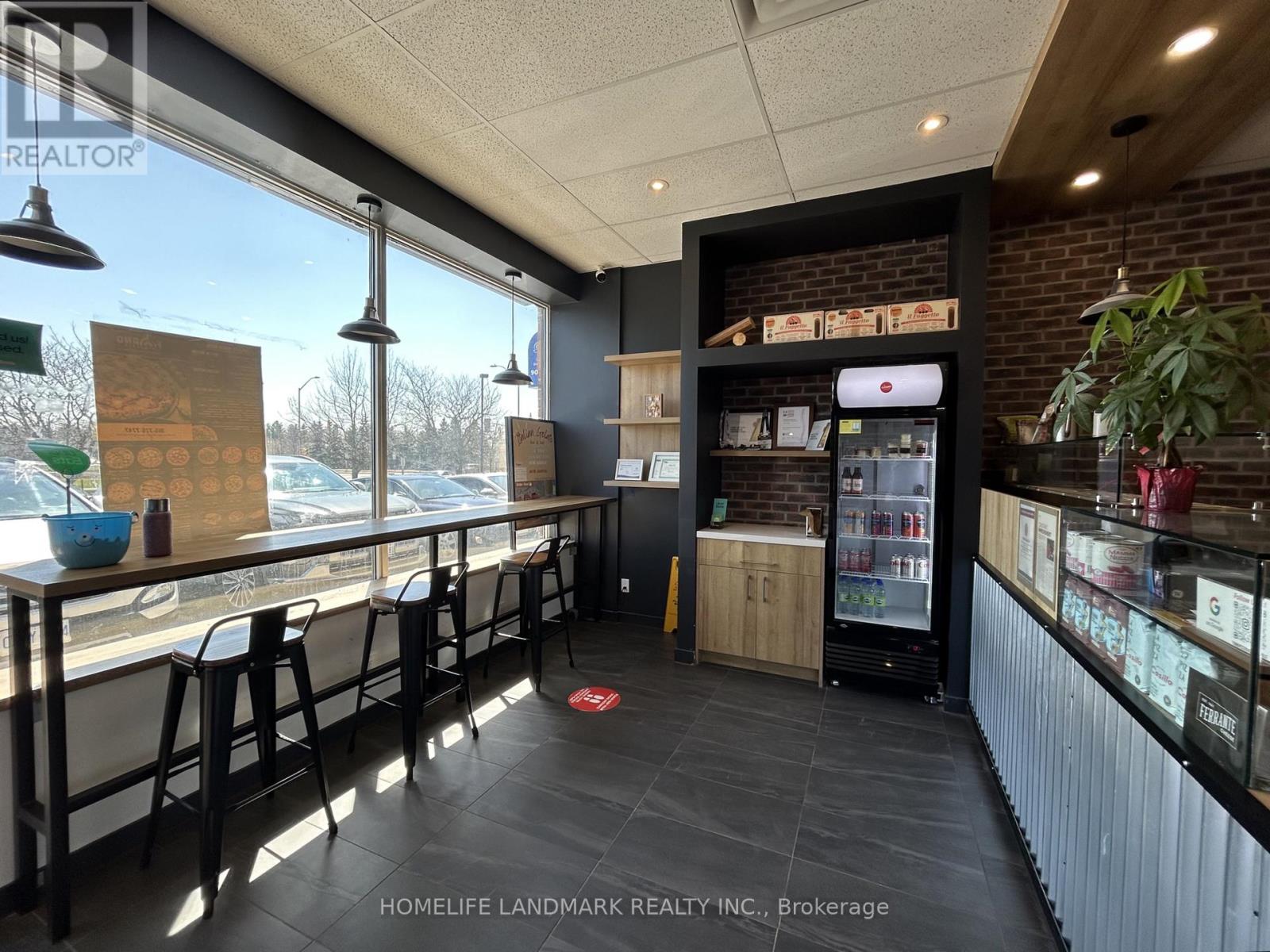 5 - 575 River Glen Boulevard, Oakville, Ontario L6H 6X6 - Photo 3 - W12969426