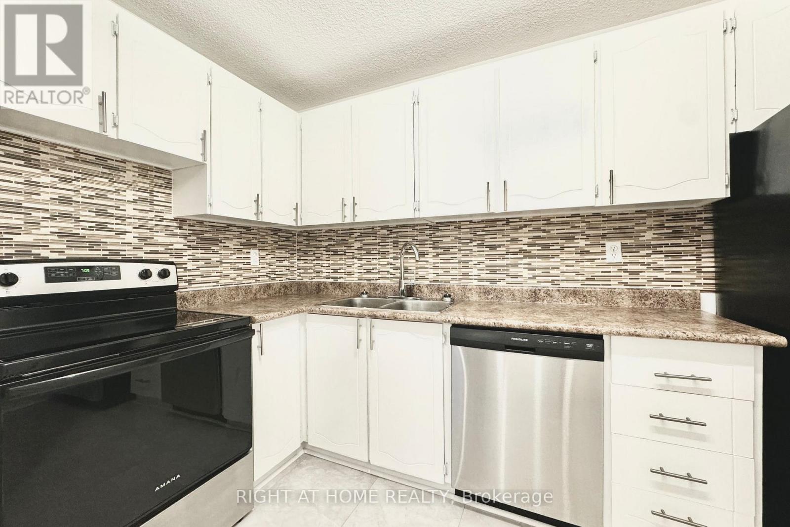 603 - 10 Tangreen Court, Toronto, Ontario  M2M 4B9 - Photo 23 - C12914376