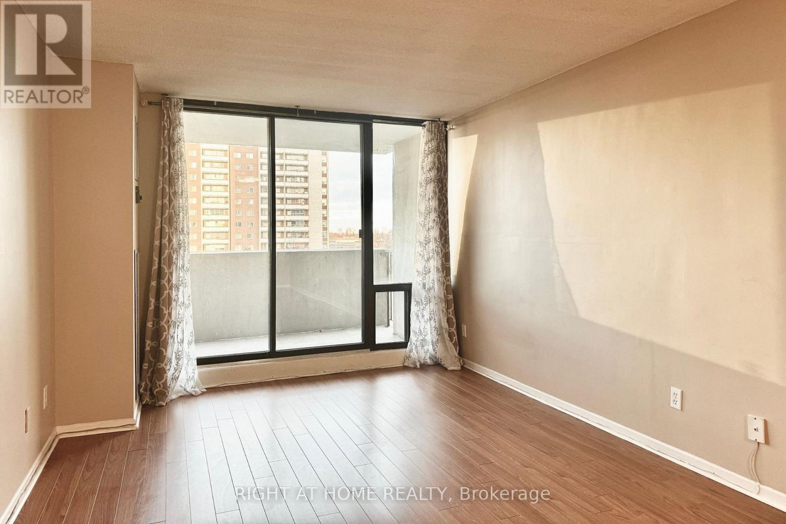 603 - 10 Tangreen Court, Toronto, Ontario  M2M 4B9 - Photo 7 - C12914376