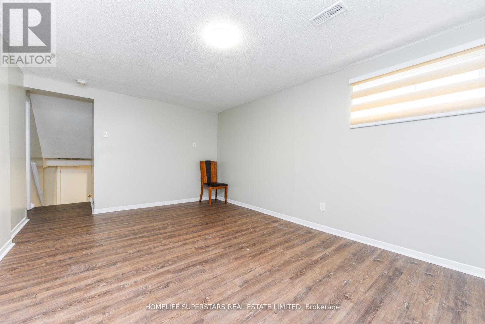 306 Royal Salisbury Way, Brampton, Ontario  L6V 3G5 - Photo 13 - W12972234