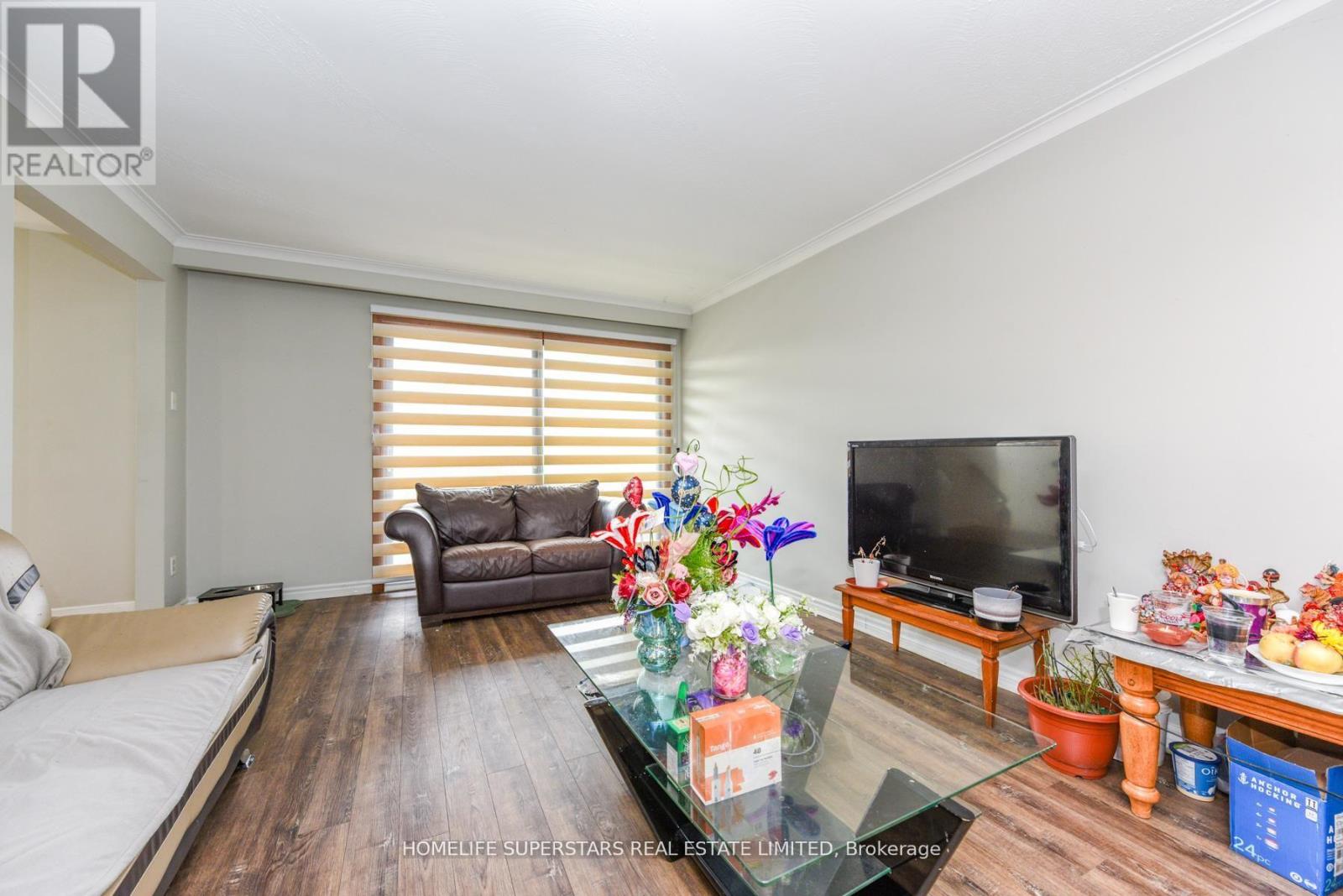 306 Royal Salisbury Way, Brampton, Ontario  L6V 3G5 - Photo 24 - W12972234