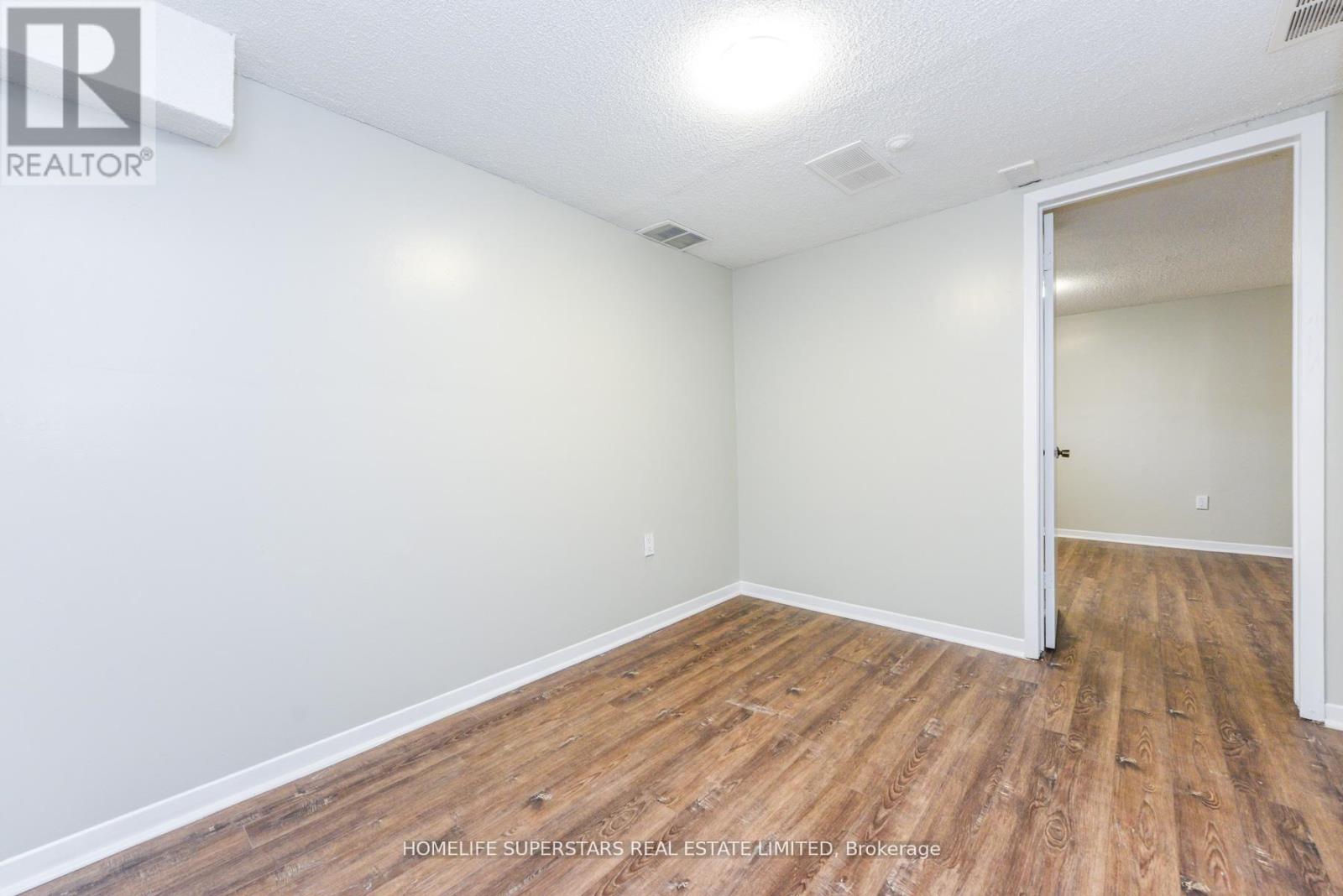 306 Royal Salisbury Way, Brampton, Ontario  L6V 3G5 - Photo 28 - W12972234