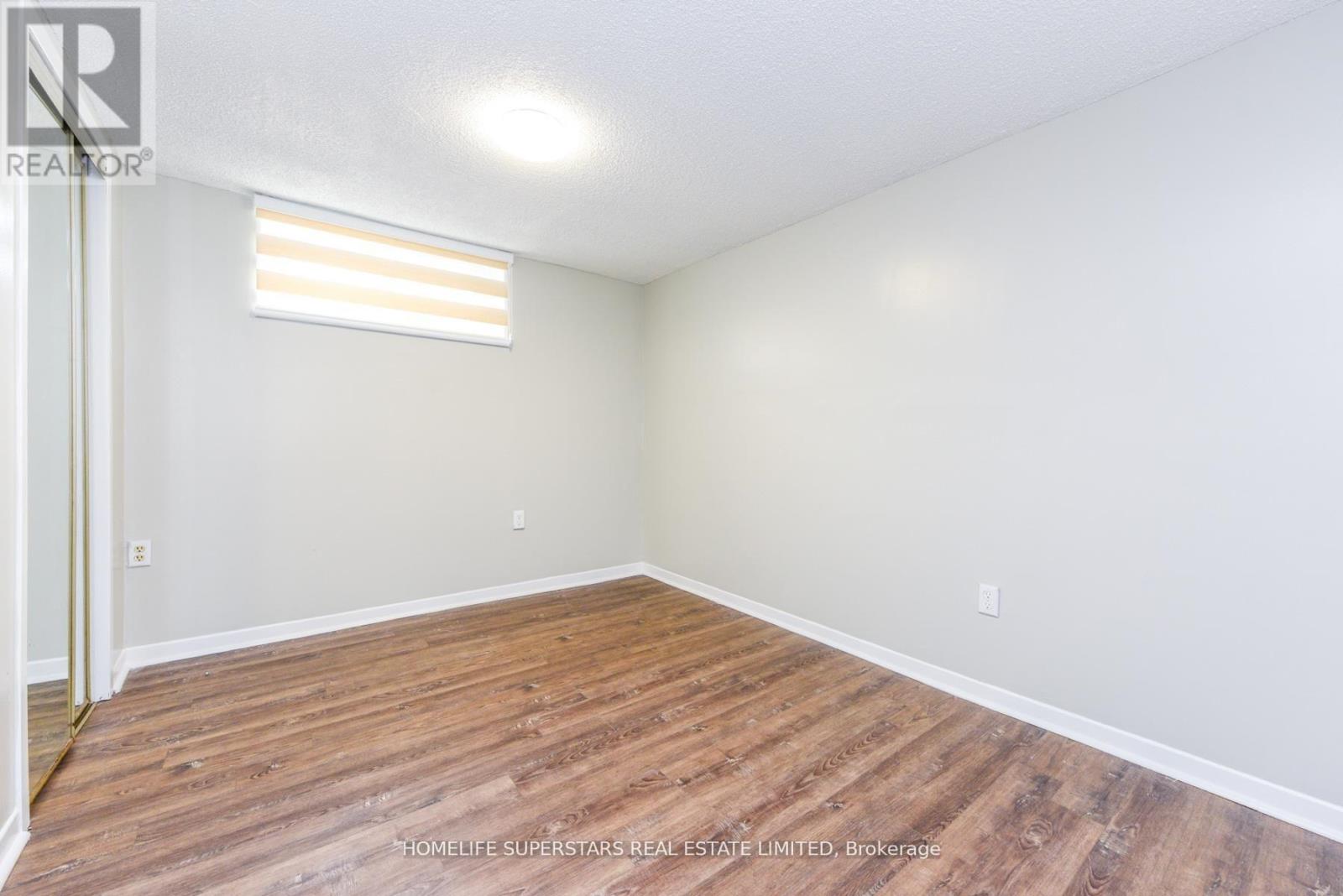 306 Royal Salisbury Way, Brampton, Ontario  L6V 3G5 - Photo 3 - W12972234