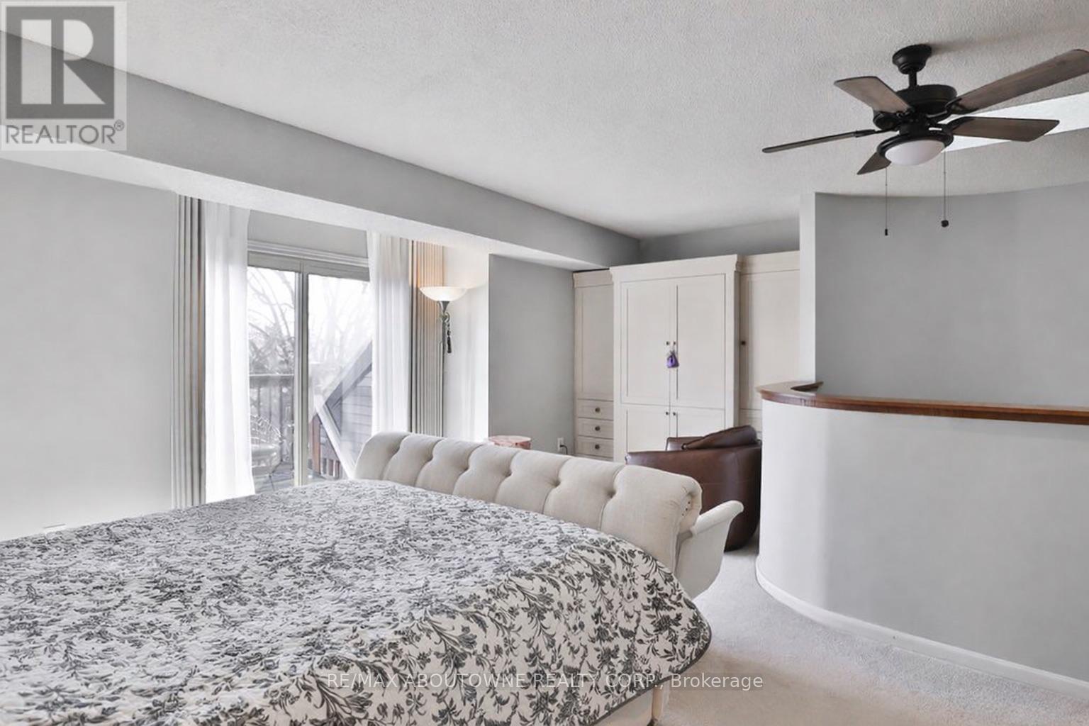 45 Tradewind Drive, Oakville, Ontario  L6L 6K9 - Photo 24 - W12972276