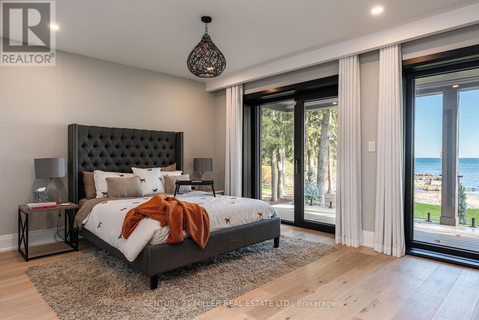 121 Edgecliffe Place, Burlington, Ontario  L7L 3Z2 - Photo 33 - W12972356