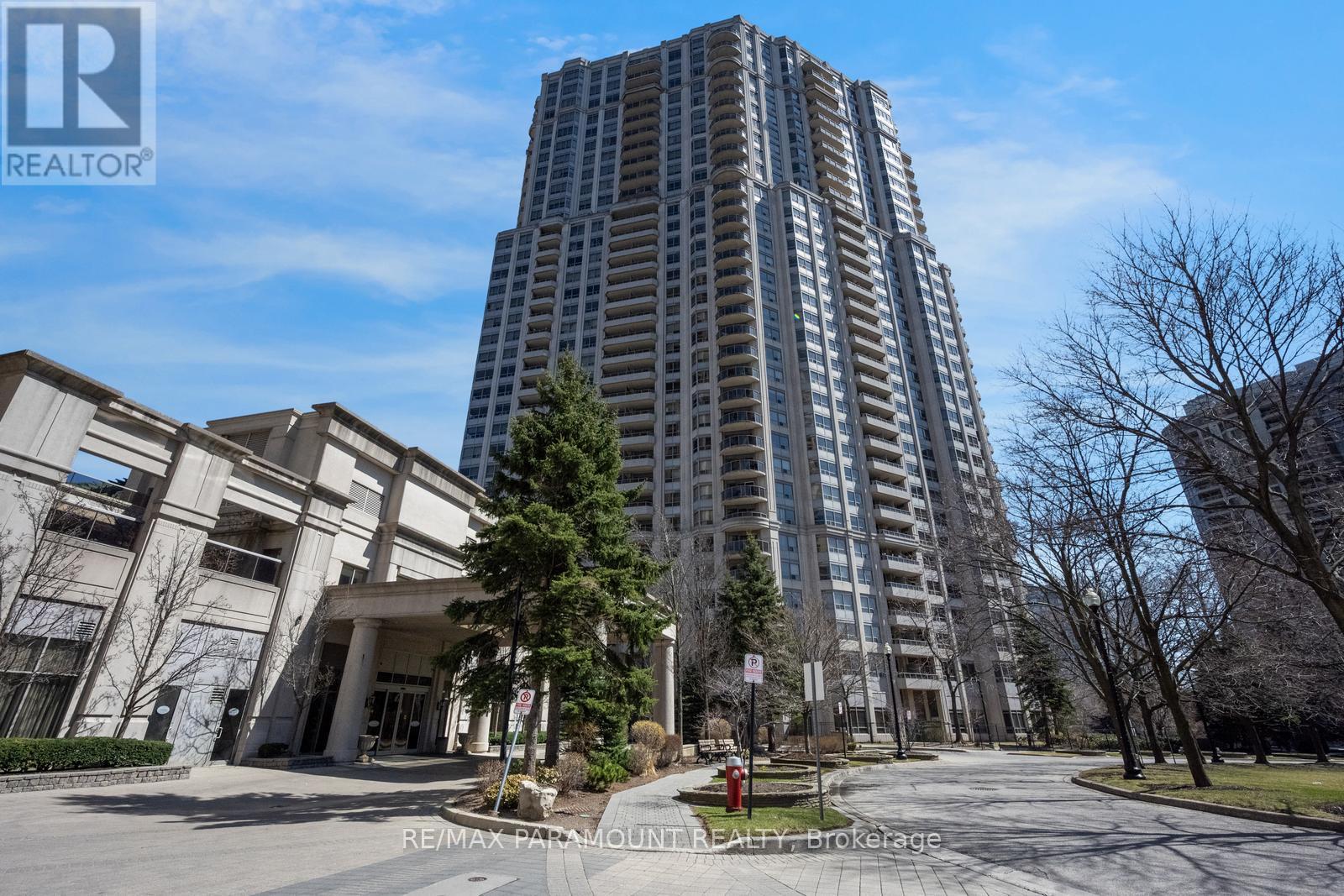 616 - 25 Kingsbridge Garden Circle, Mississauga, Ontario  L5R 4B1 - Photo 2 - W12972360
