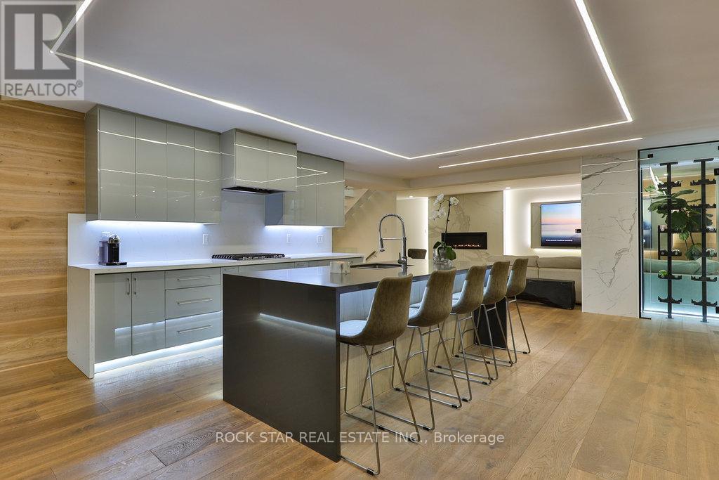 370 Goodram Drive, Burlington, Ontario  L7L 2K1 - Photo 14 - W12972366