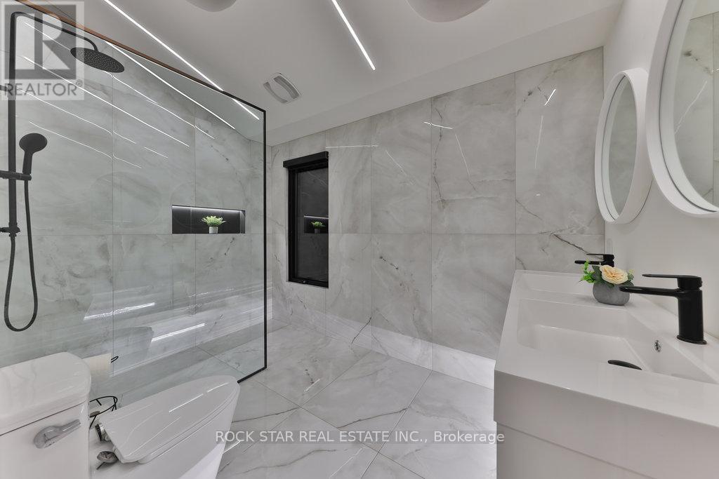 370 Goodram Drive, Burlington, Ontario  L7L 2K1 - Photo 27 - W12972366