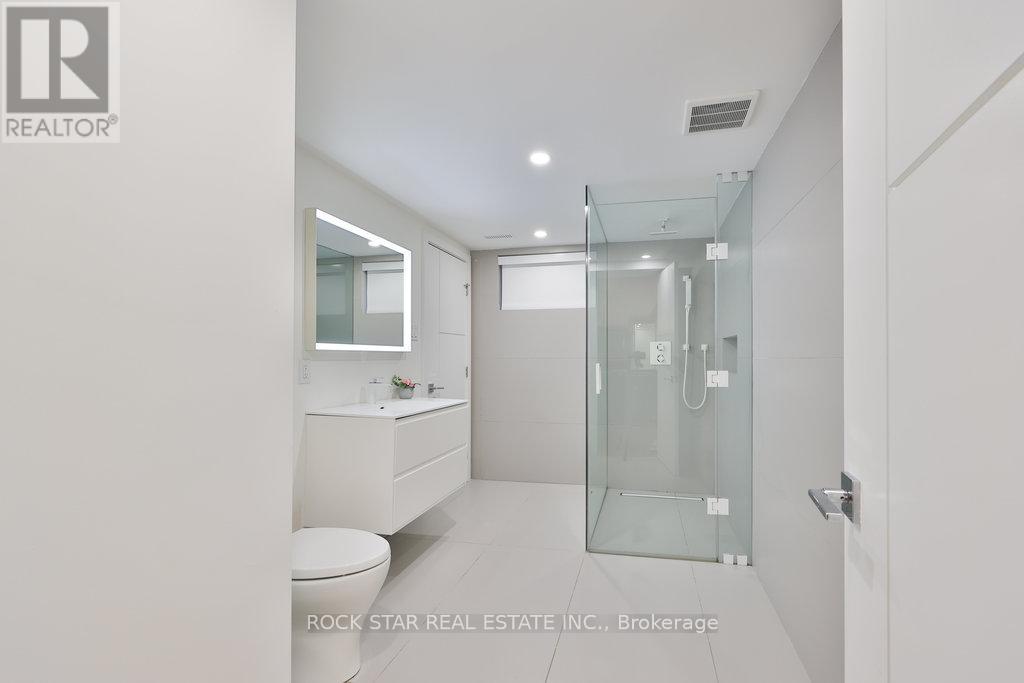 370 Goodram Drive, Burlington, Ontario  L7L 2K1 - Photo 33 - W12972366