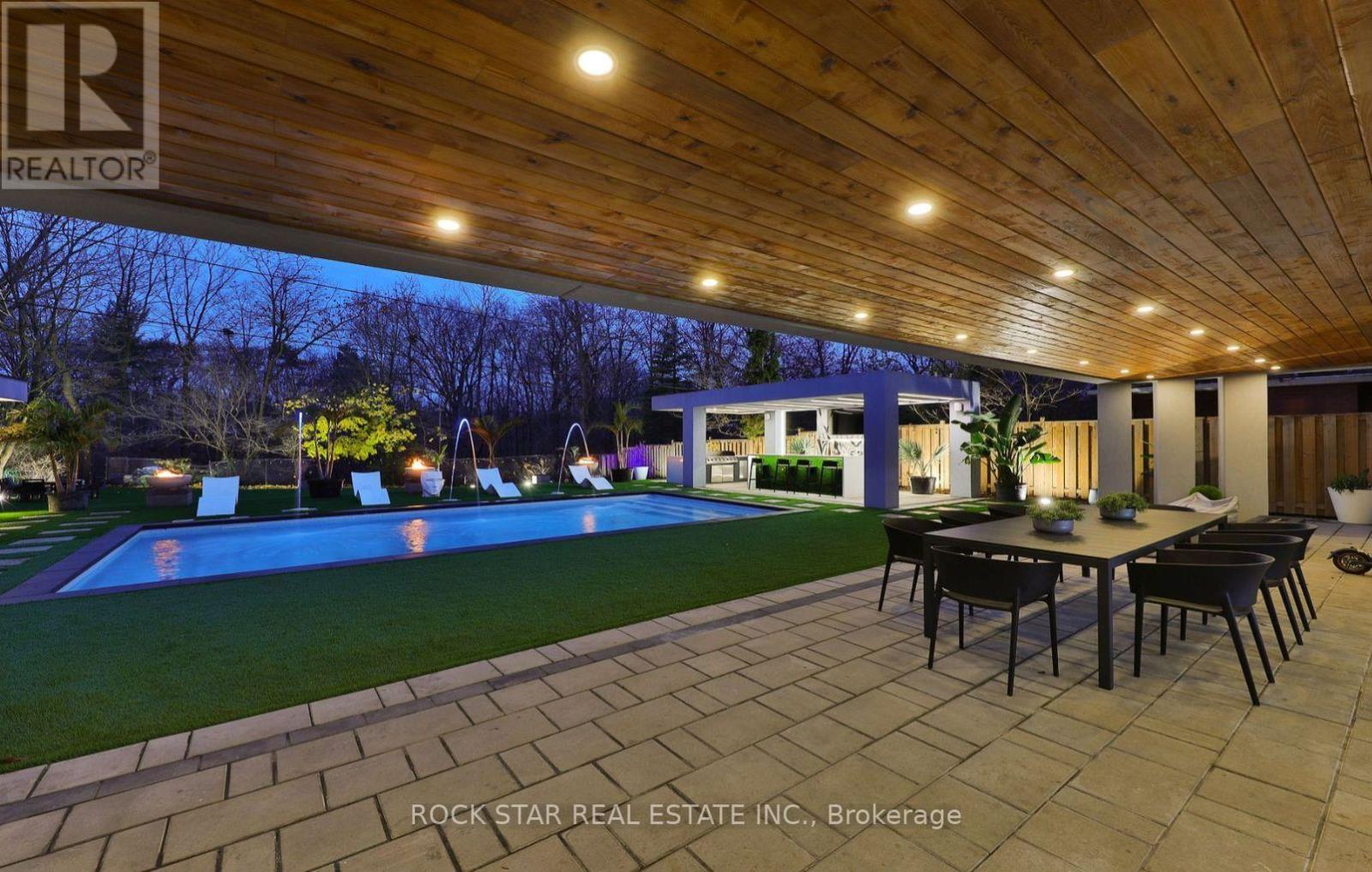 370 Goodram Drive, Burlington, Ontario  L7L 2K1 - Photo 5 - W12972366