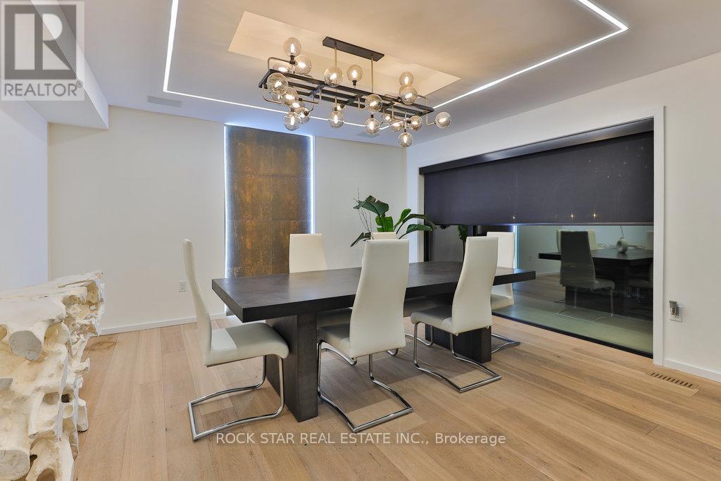 370 Goodram Drive, Burlington, Ontario  L7L 2K1 - Photo 8 - W12972366