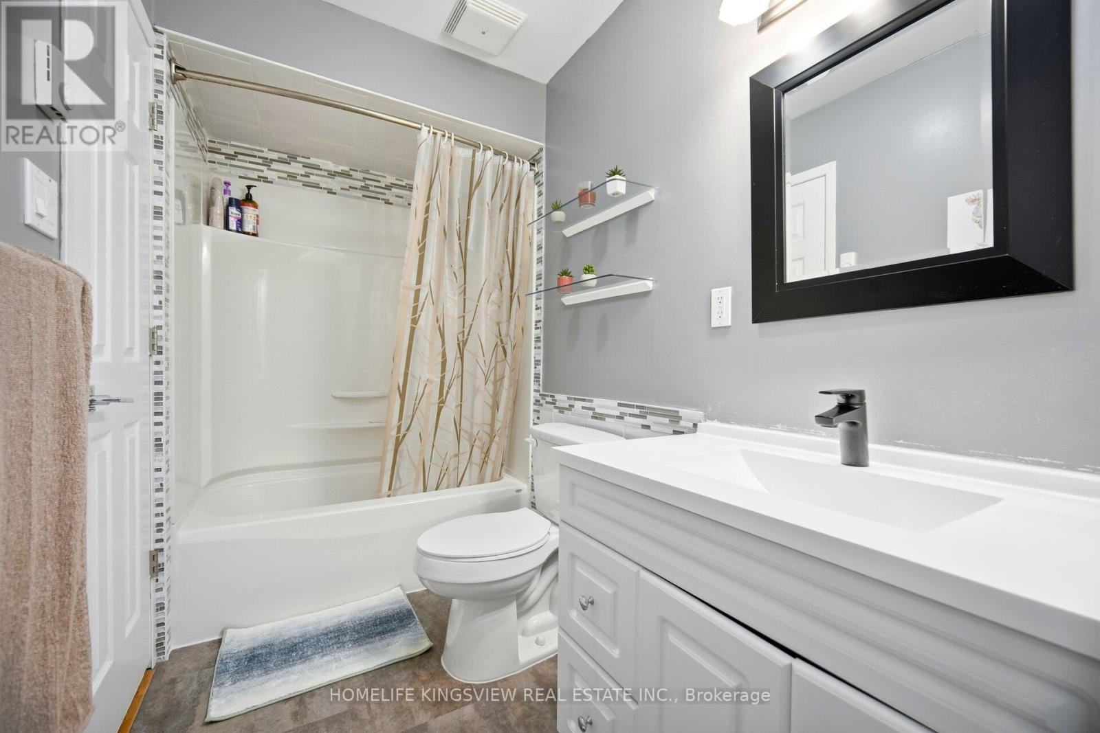 405 Maplegrove Avenue, Bradford West Gwillimbury (Bradford), Ontario  L3Z 1V8 - Photo 30 - N12971670