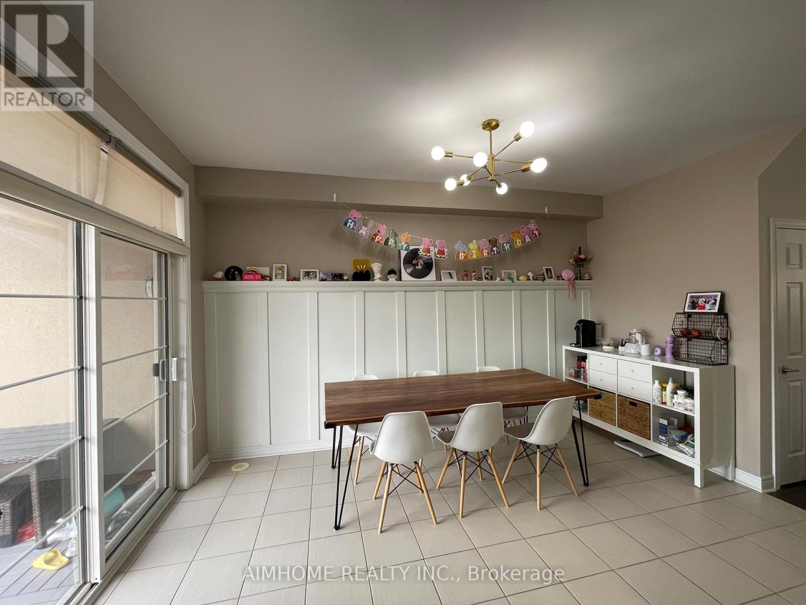 104 Grand Trunk Avenue, Vaughan, Ontario  L6A 0Y3 - Photo 5 - N12933774