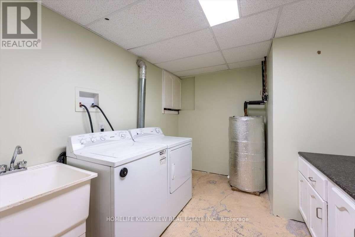 405 Maplegrove Avenue, Bradford West Gwillimbury (Bradford), Ontario  L3Z 1V8 - Photo 32 - N12971670