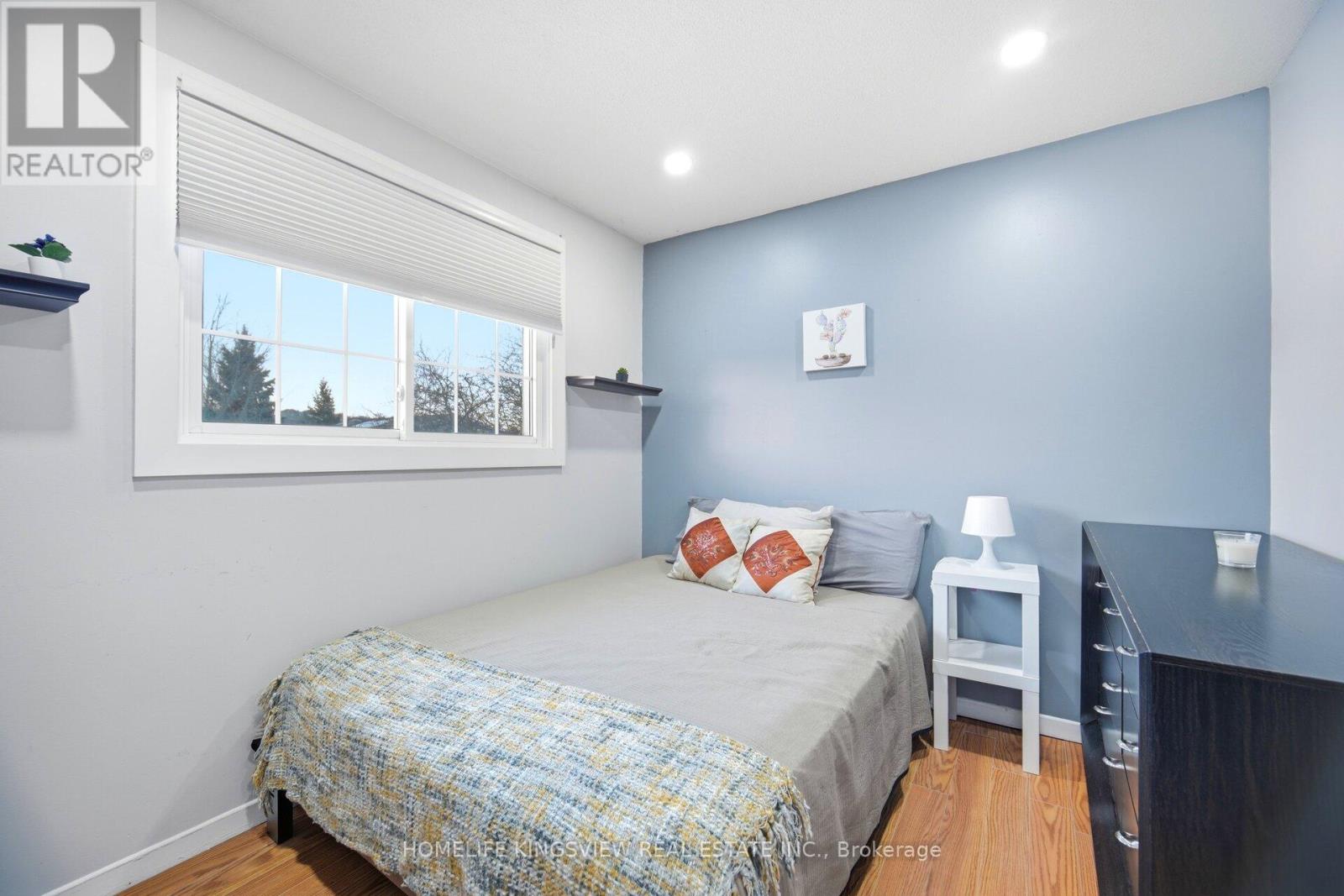 405 Maplegrove Avenue, Bradford West Gwillimbury (Bradford), Ontario  L3Z 1V8 - Photo 28 - N12971670