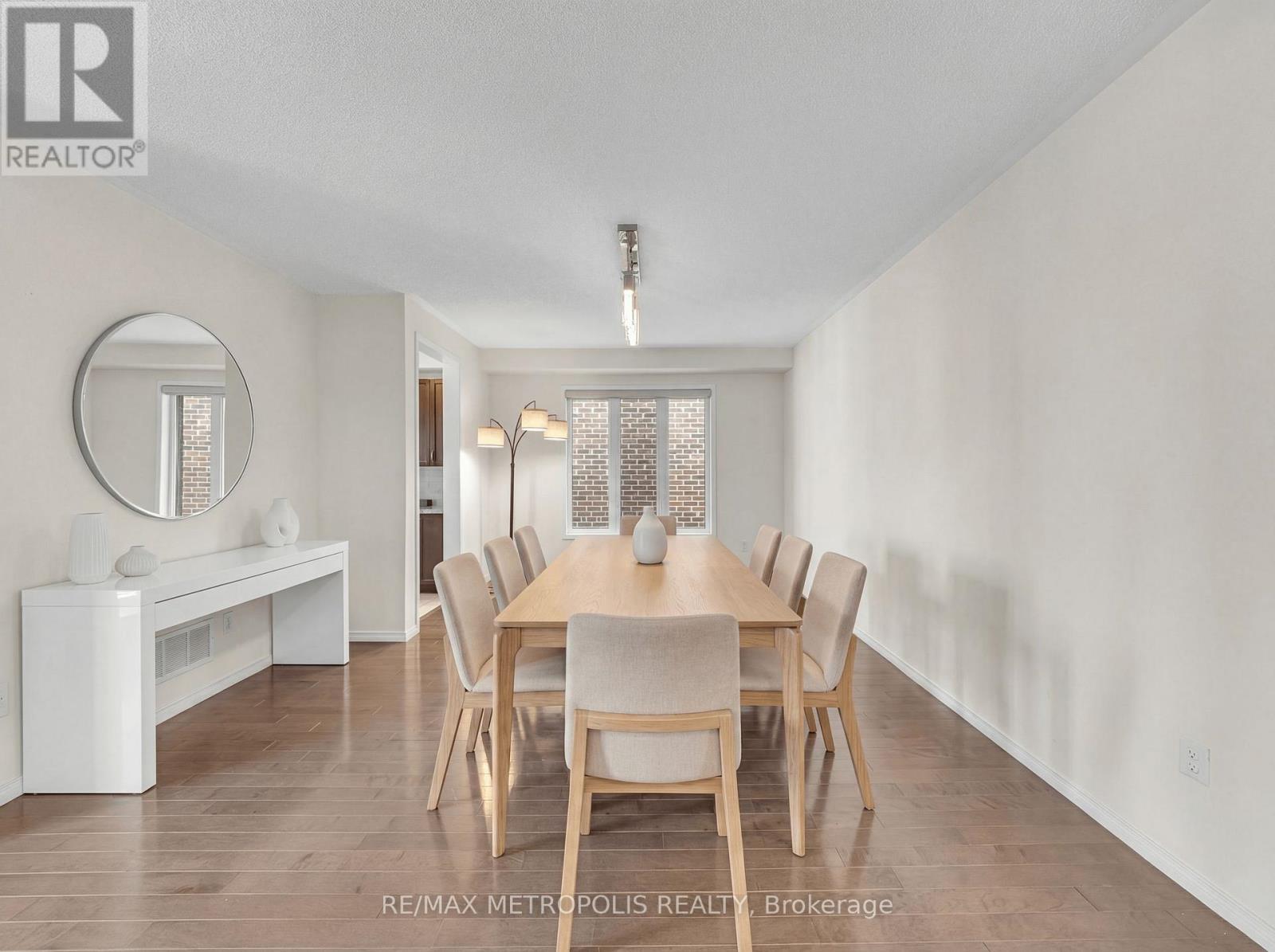 118 Cauthers Crescent, New Tecumseth, Ontario  L9R 1H2 - Photo 41 - N12972084