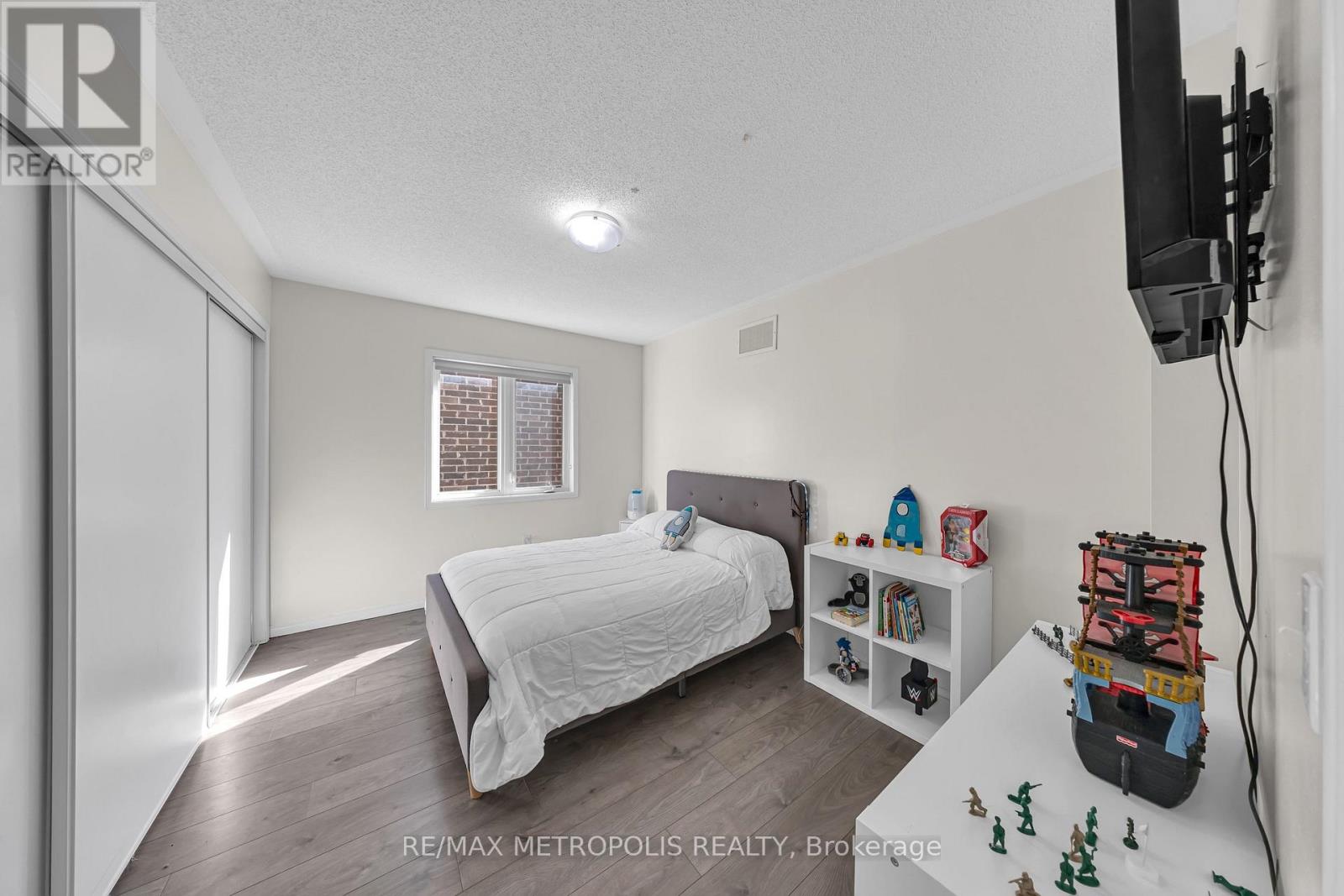 118 Cauthers Crescent, New Tecumseth, Ontario  L9R 1H2 - Photo 23 - N12972084