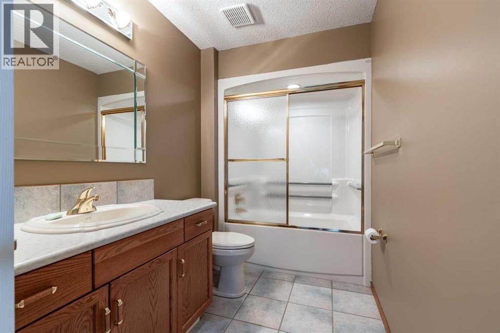 4, 3345 10 Avenue Sw, Medicine Hat, Alberta  T1B 4K2 - Photo 40 - A2297063