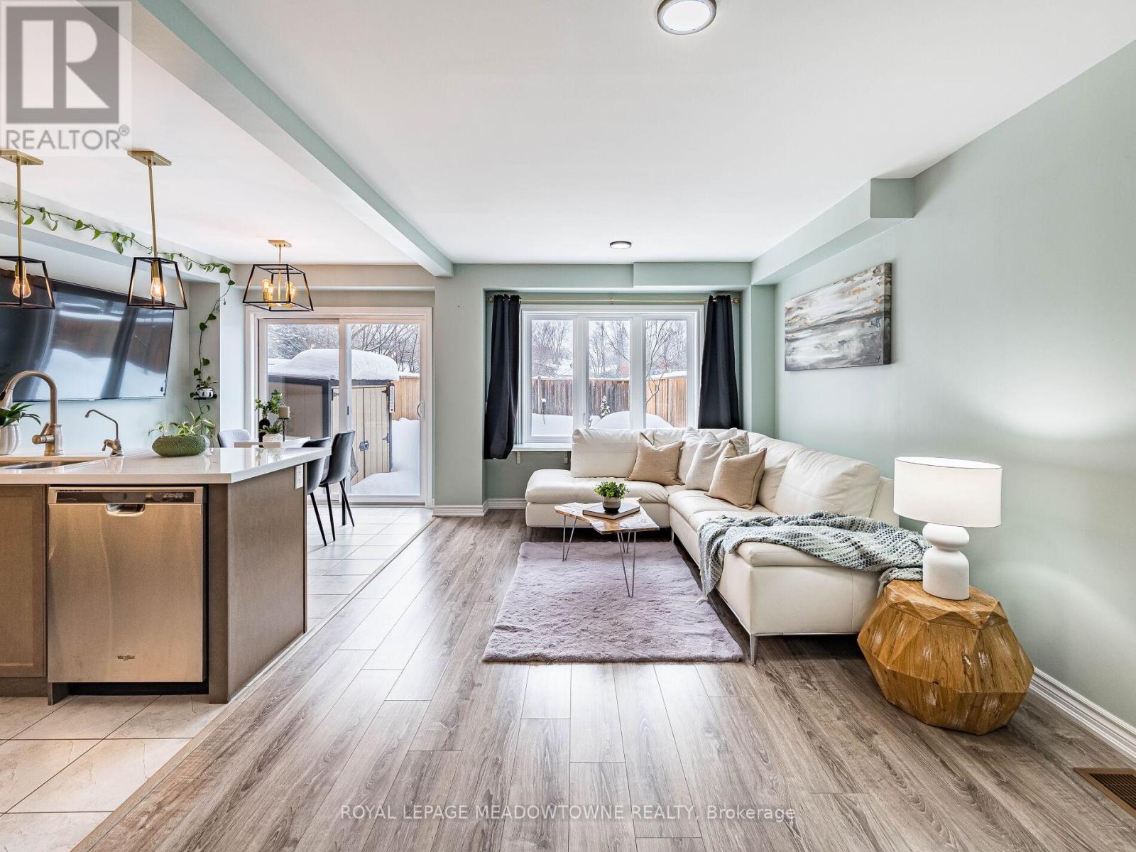 12 - 30 Townline, Orangeville, Ontario  L9W 7P6 - Photo 4 - W12899750