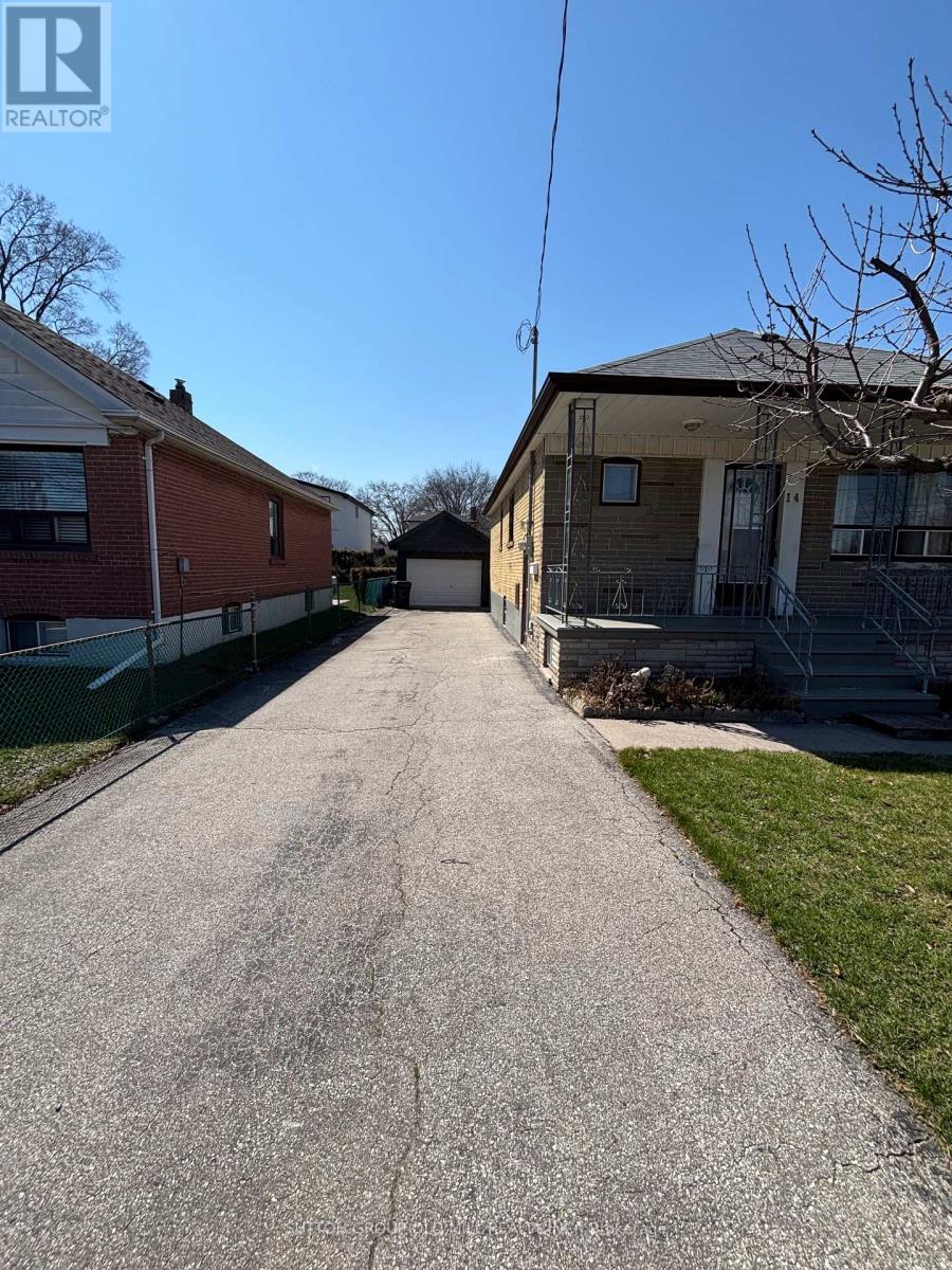 14 Ashmore Avenue, Toronto, Ontario M8Z 4C4 - Photo 3 - W12908528