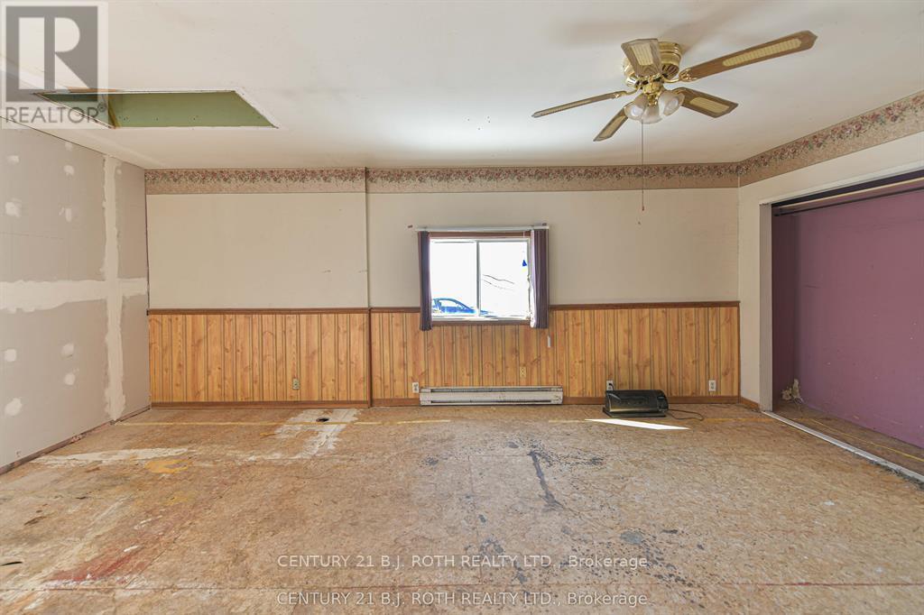 374 Monck Road, Kawartha Lakes, Ontario  L0K 1W0 - Photo 16 - X12972232