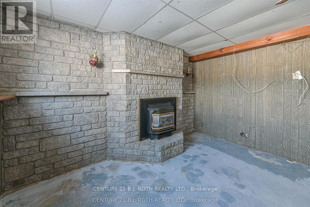 374 Monck Road, Kawartha Lakes, Ontario  L0K 1W0 - Photo 41 - X12972232