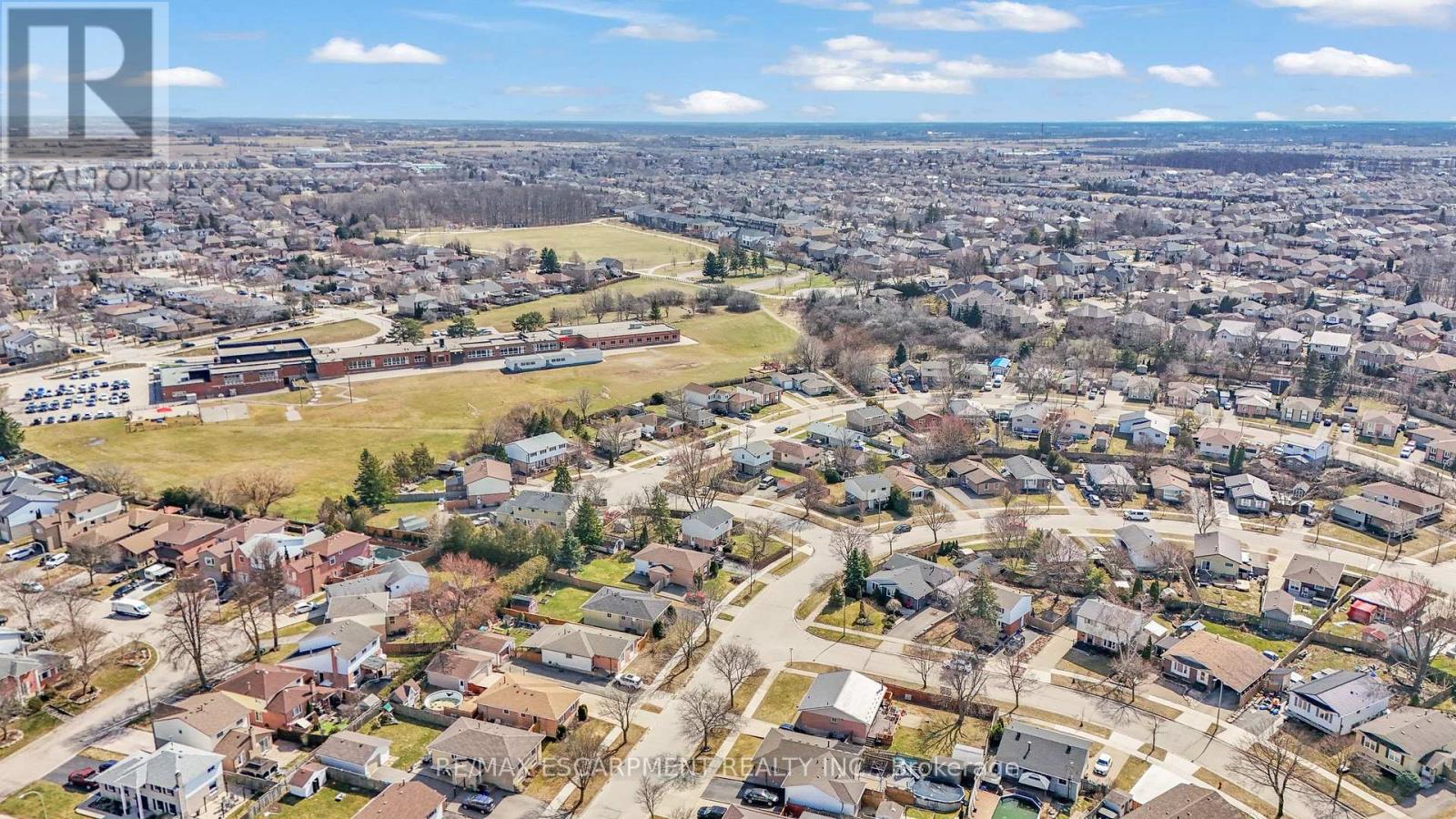 148 Gordon Drummond Avenue, Hamilton, Ontario  L8J 1G3 - Photo 45 - X12972260