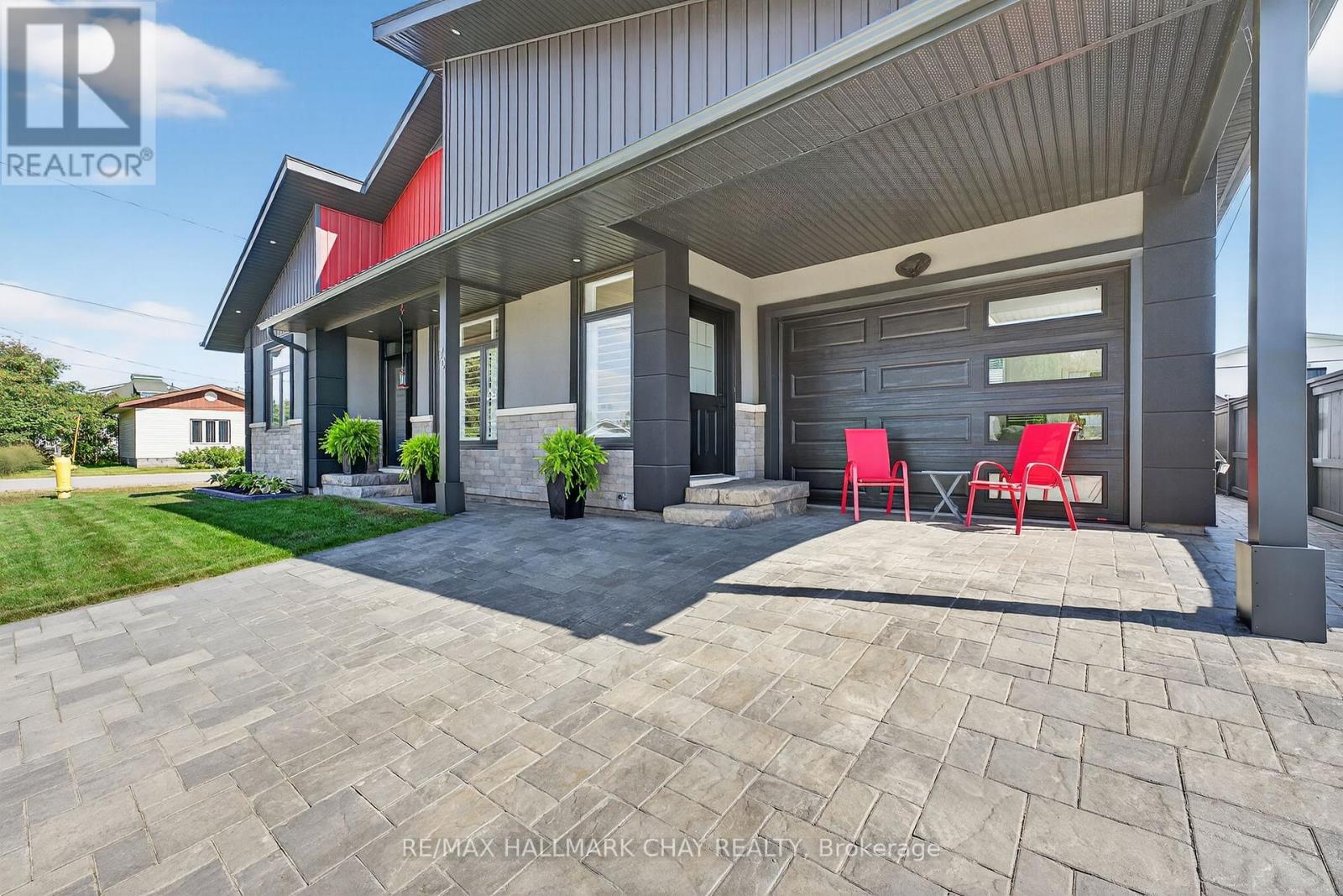 70 Montreal Street, West Nipissing, Ontario  P2B 3G9 - Photo 2 - X12972280