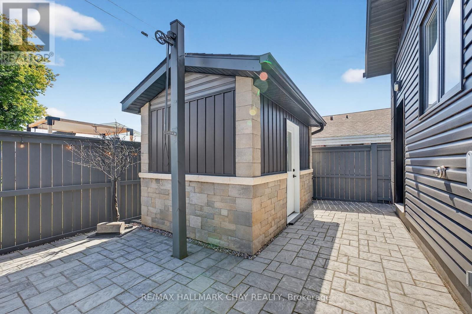 70 Montreal Street, West Nipissing, Ontario  P2B 3G9 - Photo 25 - X12972280