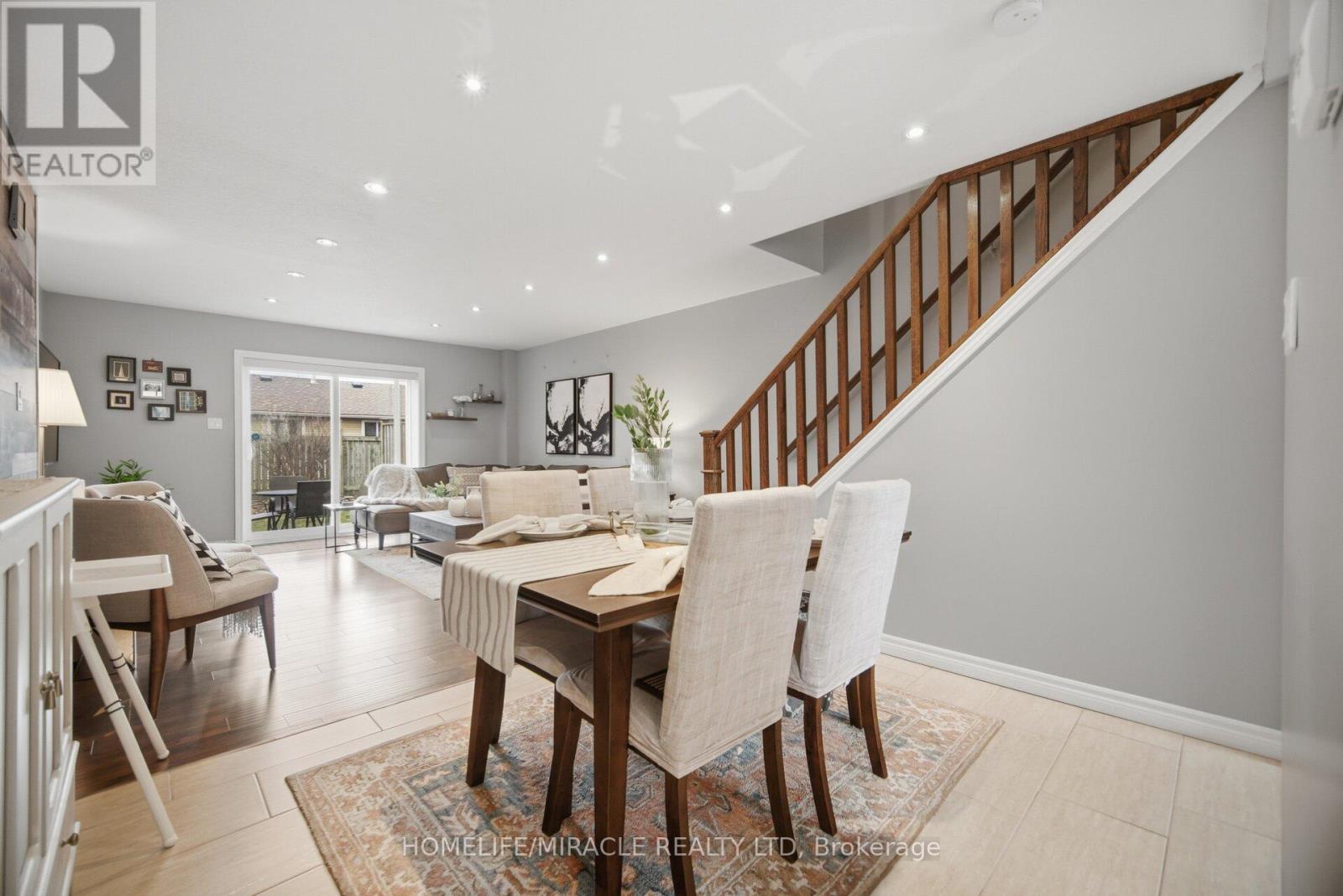 50 Westmount Road, Kitchener, Ontario  N2M 1R5 - Photo 8 - X12972308