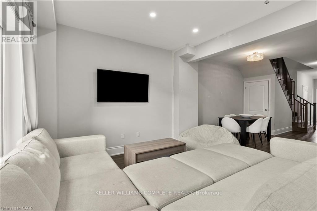 51 Sunset Way, Thorold, Ontario  L2V 0C7 - Photo 15 - X12972344