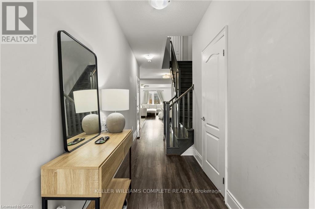 51 Sunset Way, Thorold, Ontario  L2V 0C7 - Photo 6 - X12972344