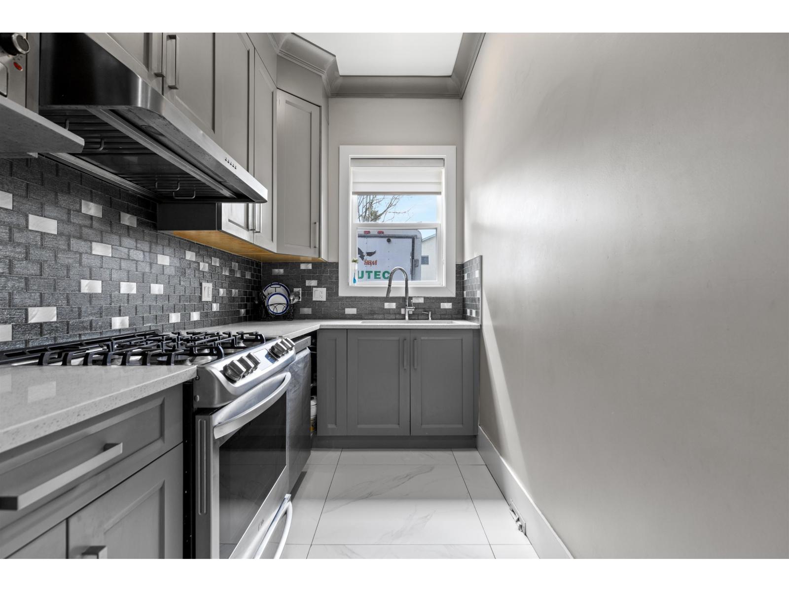 12768 97a Avenue, Surrey, British Columbia  V3V 2H5 - Photo 16 - R3108625