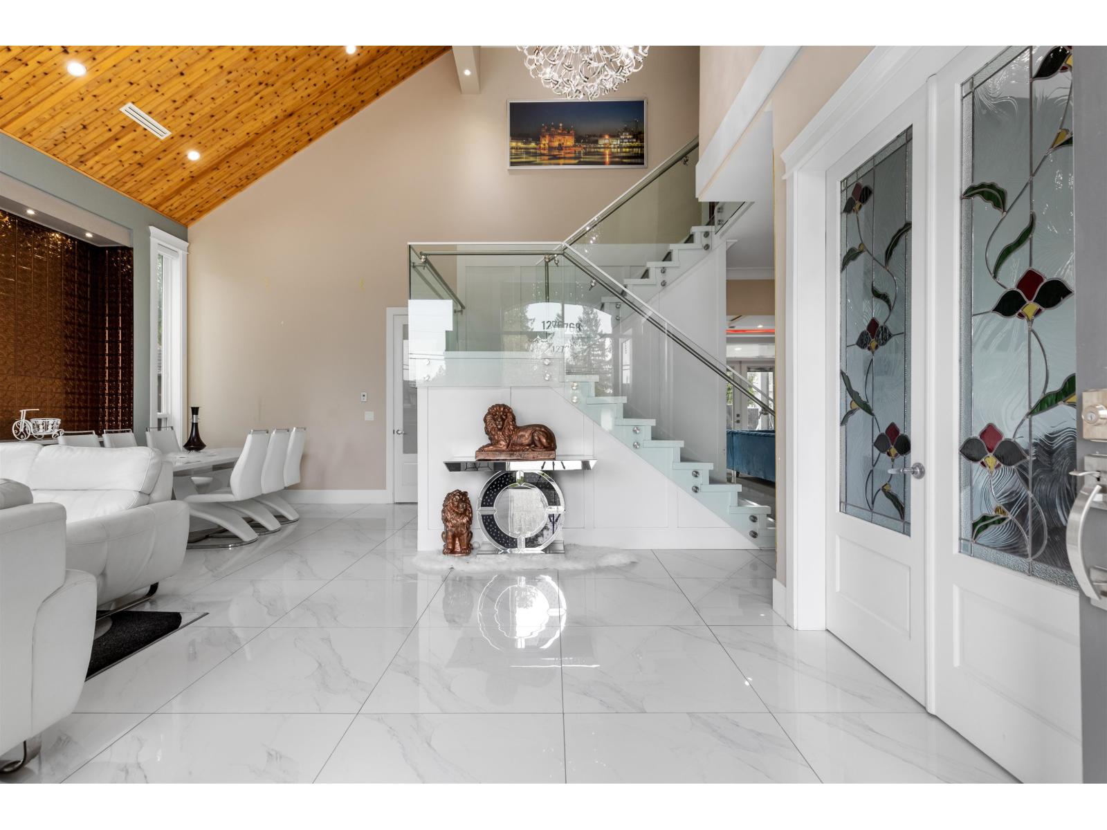 12768 97a Avenue, Surrey, British Columbia  V3V 2H5 - Photo 4 - R3108625