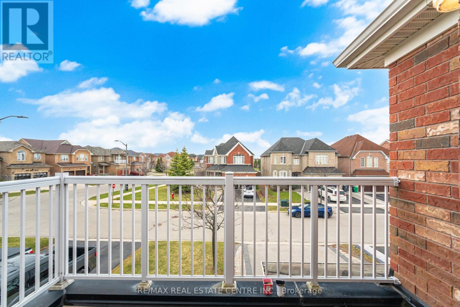 5384 Valhalla (Main And Second Floor) Crescent, Mississauga, Ontario  L5M 0K4 - Photo 36 - W12971294