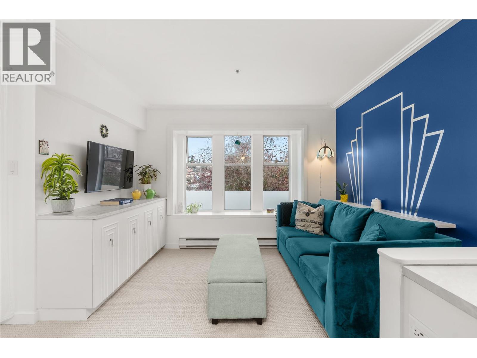 E301 623 W 14th Avenue, Vancouver, British Columbia V5Z 1P7 - Photo 5 - R3108526