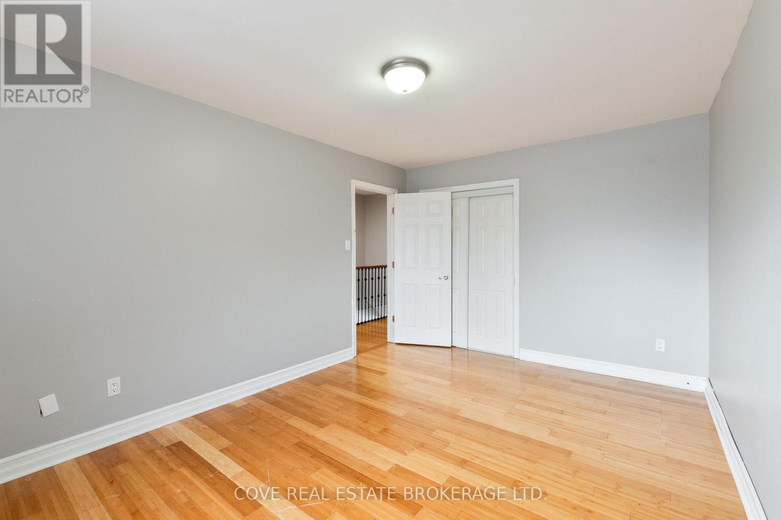 892 Notre Dame Drive, London South, Ontario N6J 3C4 - Photo 16 - X12972498