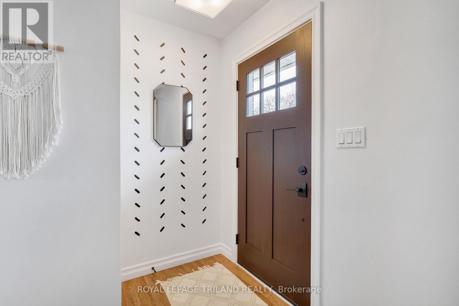 19 Sparta Street, St. Thomas, Ontario  N5R 5H1 - Photo 4 - X12972708