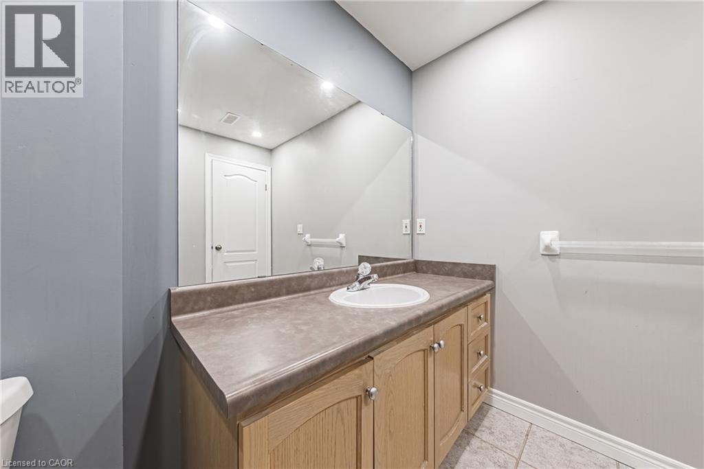 2 Harbour Drive Unit# 14, Hamilton, Ontario L8E 6B1 - Photo 21 - 40818808