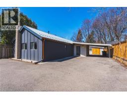 121 PAISLEY Boulevard E, Mississauga, Ontario