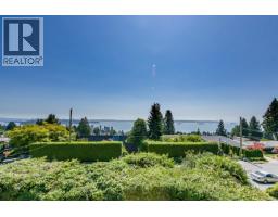 2365 QUEENS AVENUE, West Vancouver, British Columbia