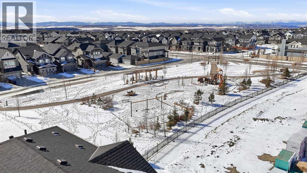 320 Sundown View, Cochrane, Alberta  T4C 2R2 - Photo 43 - A2292177