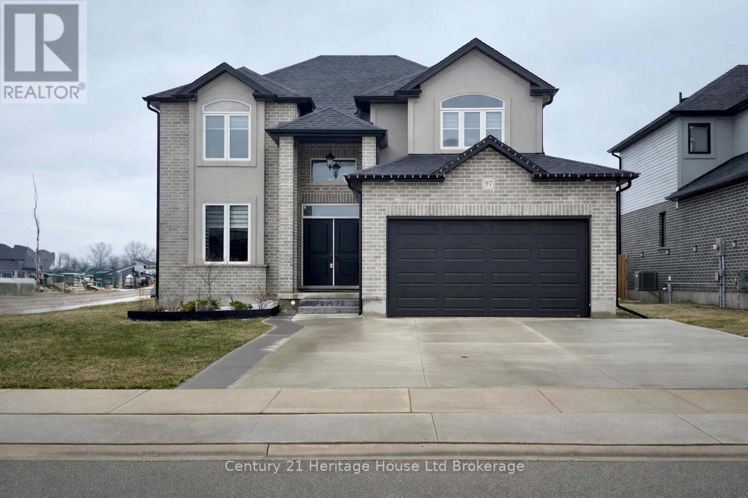 97 BEECH BOULEVARD, Tillsonburg, Ontario