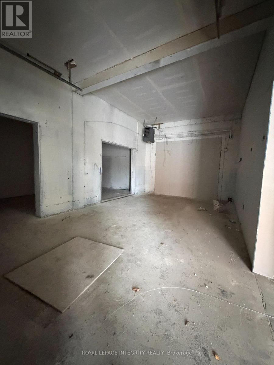 Unit 3 - 104 Elgin Street W, Arnprior, Ontario  K7S 1N8 - Photo 9 - X12972414